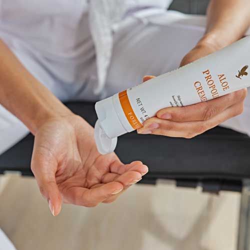 Iskustva korisnika Aloe Propolis kreme kompanije Forever Living Products